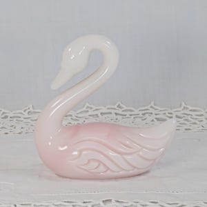 Vintage Fenton Rosalene Art Glass Swan Figurine