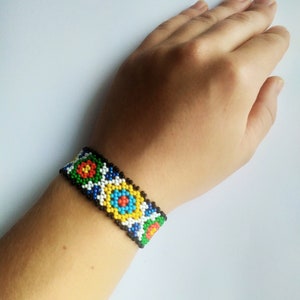 Ukrainian ornament bracelet, Traditional Ukraine Bracelet, Bracelet made of handmade beads in the Ukrainian style, Gifts for Friends