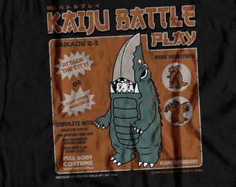 Kaiju Player 5 - Retro Kaiju Costume | Classic Japanese Tokusatsu Show | Guiron Knife Kaiju | Monster Battle Vintage Unisex T-shirt