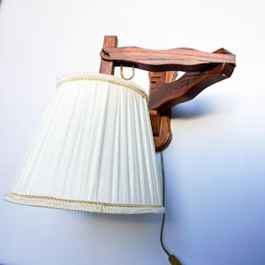 Mid Century Wall Lamp, retro reading light, boho decor, 1960s danish design, wooden lamp vintage