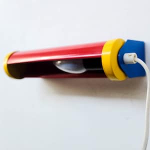 Vintage Dutch metal wall lamp, design from the 70s, rotatable shade, memphis style