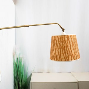 Armlampe aus der Mitte des Jahrhunderts, Wandlampe aus Teakholz und Messing, sehr seltene Vintage-Wandlampe aus den 60er Jahren, Wandlampe, dänisches Design