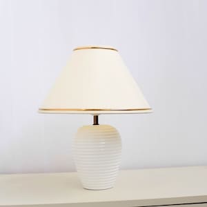 Vintage 80s Ceramic Table Lamp, Mid Century Modern, white base , white modern lampshade