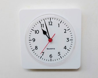 Années 1980, horloge allemande vintage avec minuterie par Quartz en plastique, fabriquée en Hollande