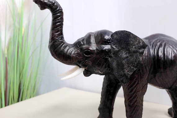 オランダ象の彫刻、1960年代、張り子と革 - Etsy 日本