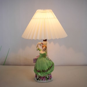 Capodimonte figurine lamps - Etsy 日本
