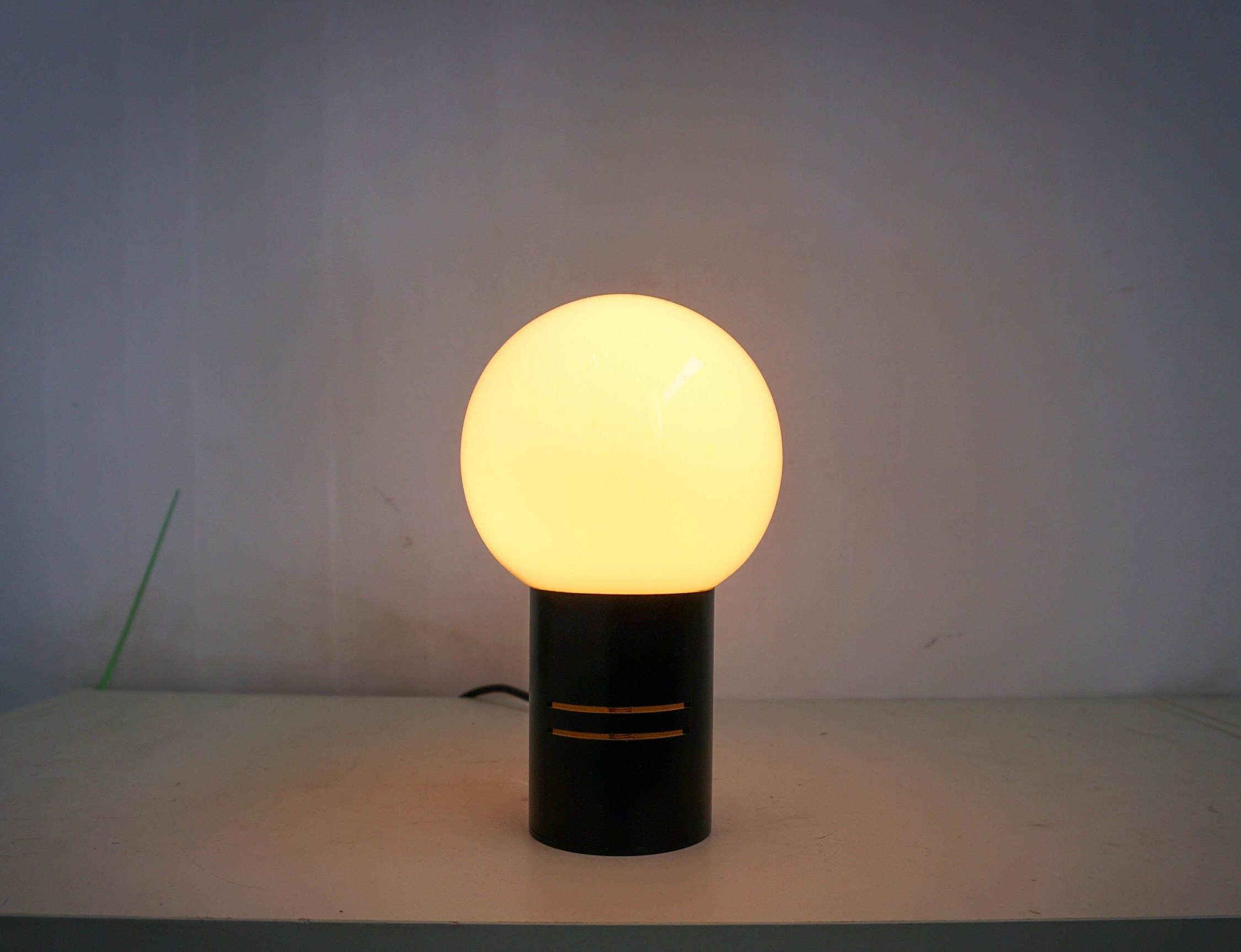 70s Iconic Table Lamp, Italian Design, Mid Century Modern Table