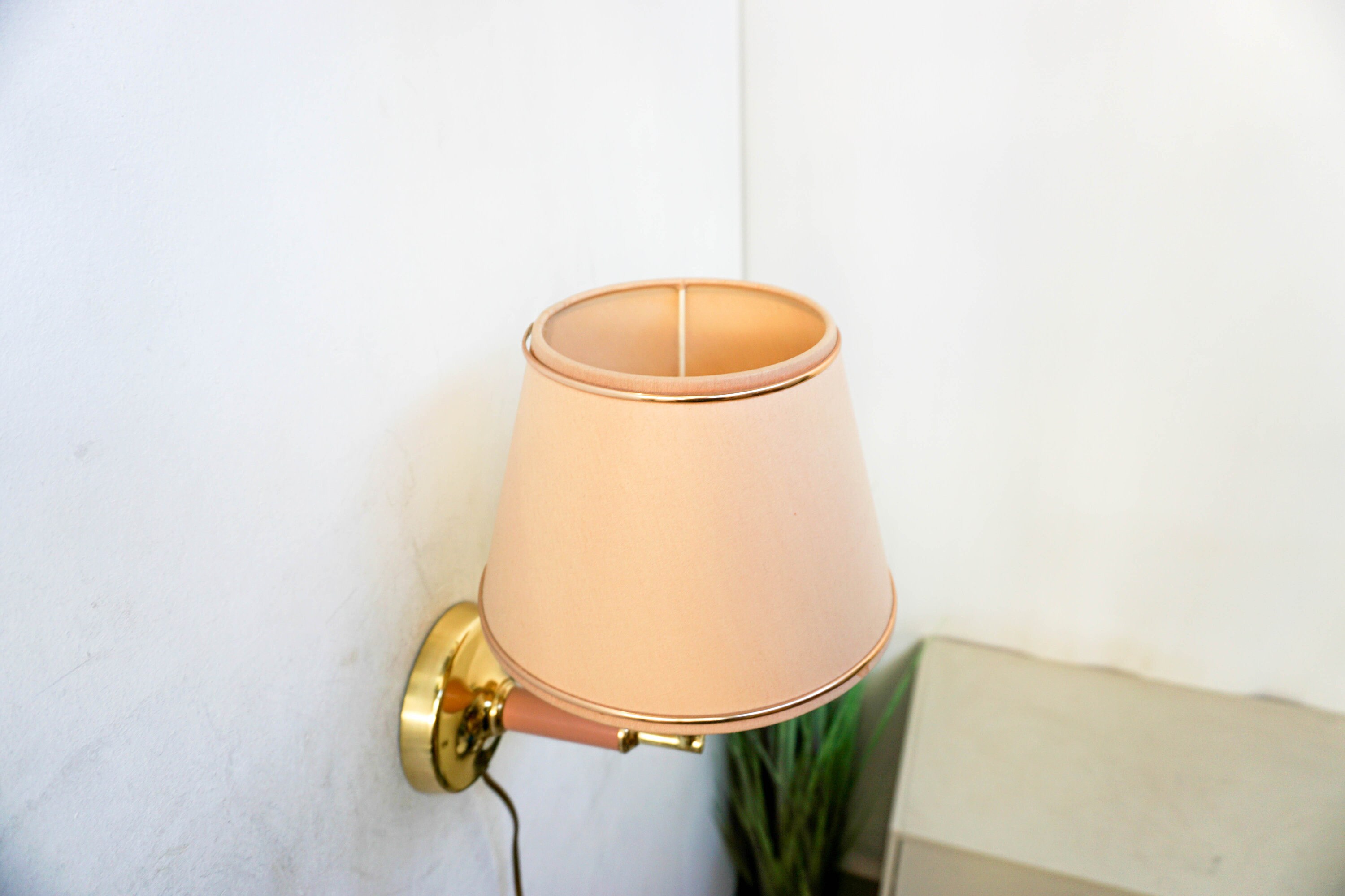 1980s Metal Wall Mounted Arm Lamp, Dutch Modern Lighting 