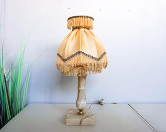 1960s Marble Table Lamp with brass Trim Base, white vintage lampshade, made in italy, Onyx Stone