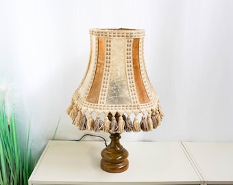 1960s Oak Wood table Lamp, Very Rare Vintage table lamp 60s, table lamp, dutch design, vintage lampshade