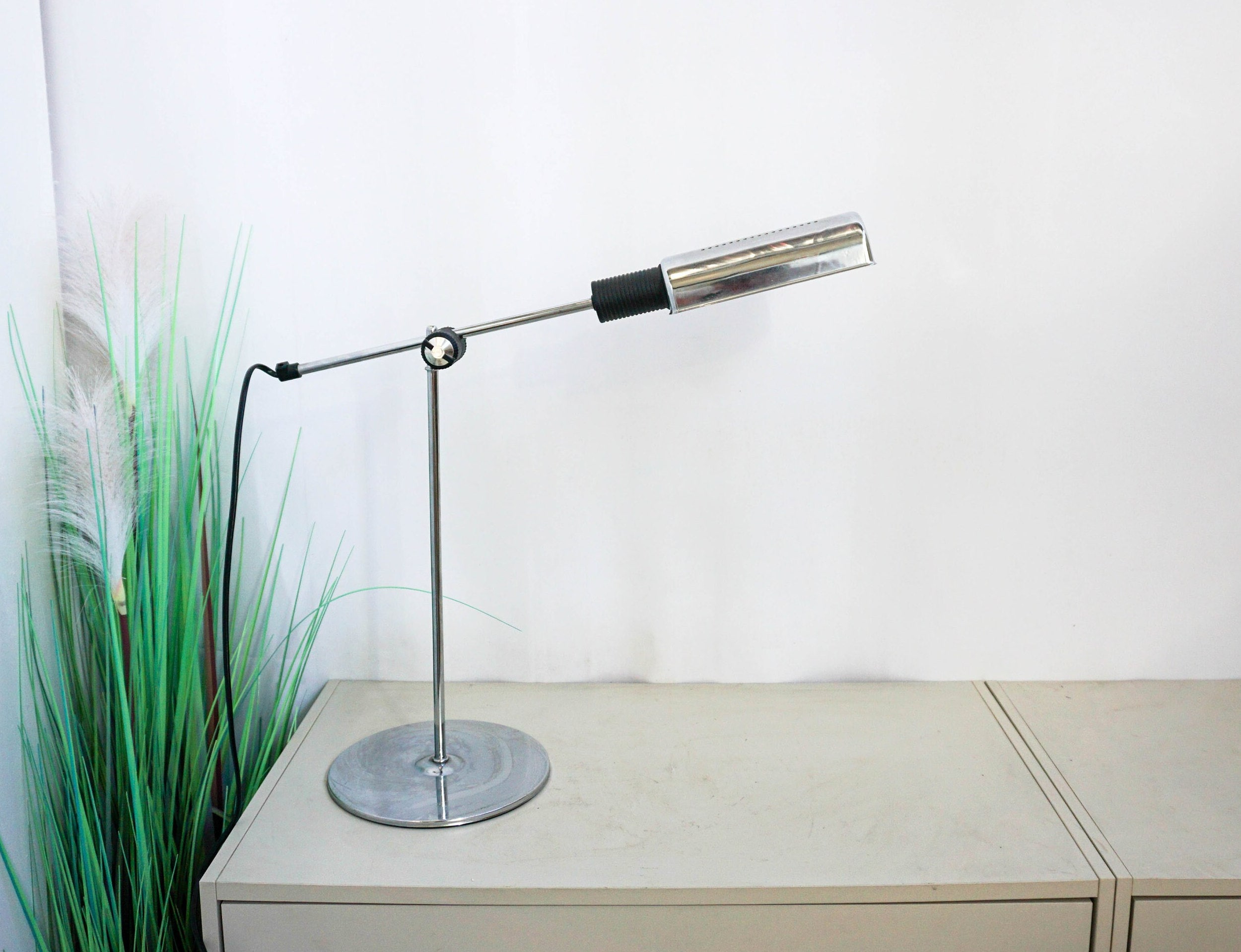 1980s, Veneta Lumi, Postmodern, Adjustable Desk Lamp, Italy, Pop