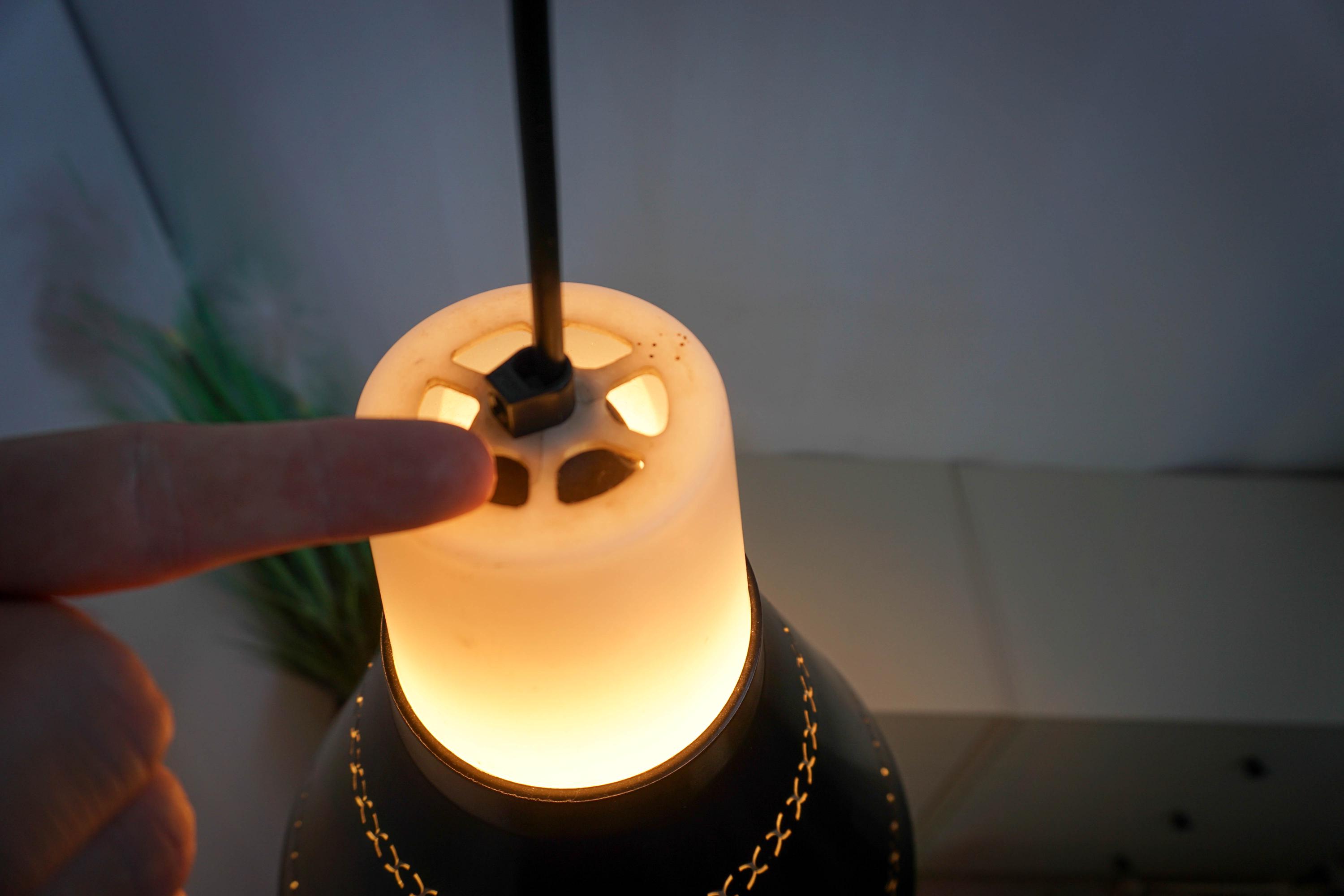 60sヴィンテージランプ made in Denmark スペースエイジ 1960s Space Age Lamp, Modern Midcentury, Black Metal, White