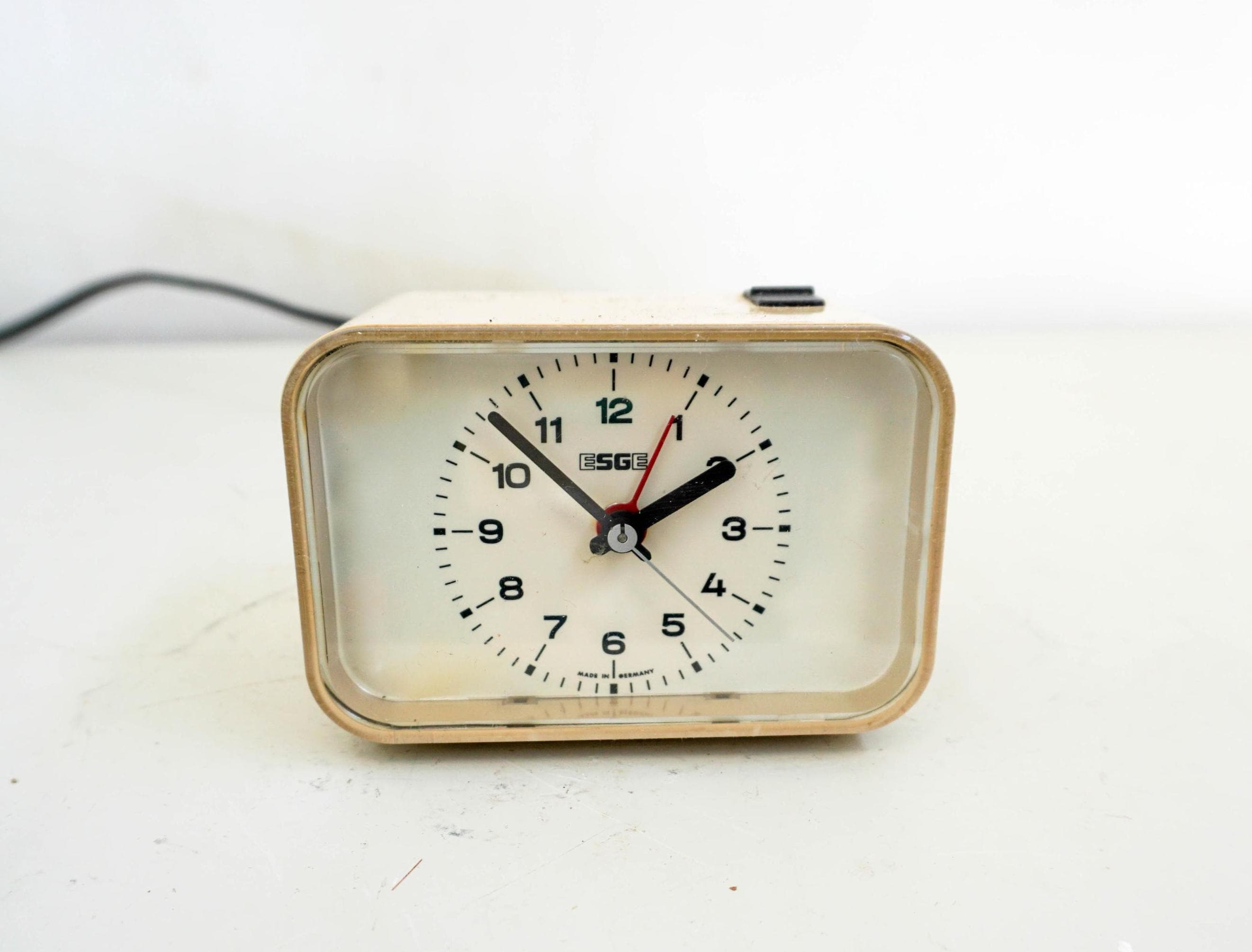 Esge Alarm Clock, Cream White 1970s Clock, Made in Germany - Etsy