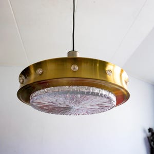 1960s Philips, Midcentury Modern gold metallic ceiling lamp, Vintage Pendant, Hanging Lamp, Dutch Design, U.F.O.