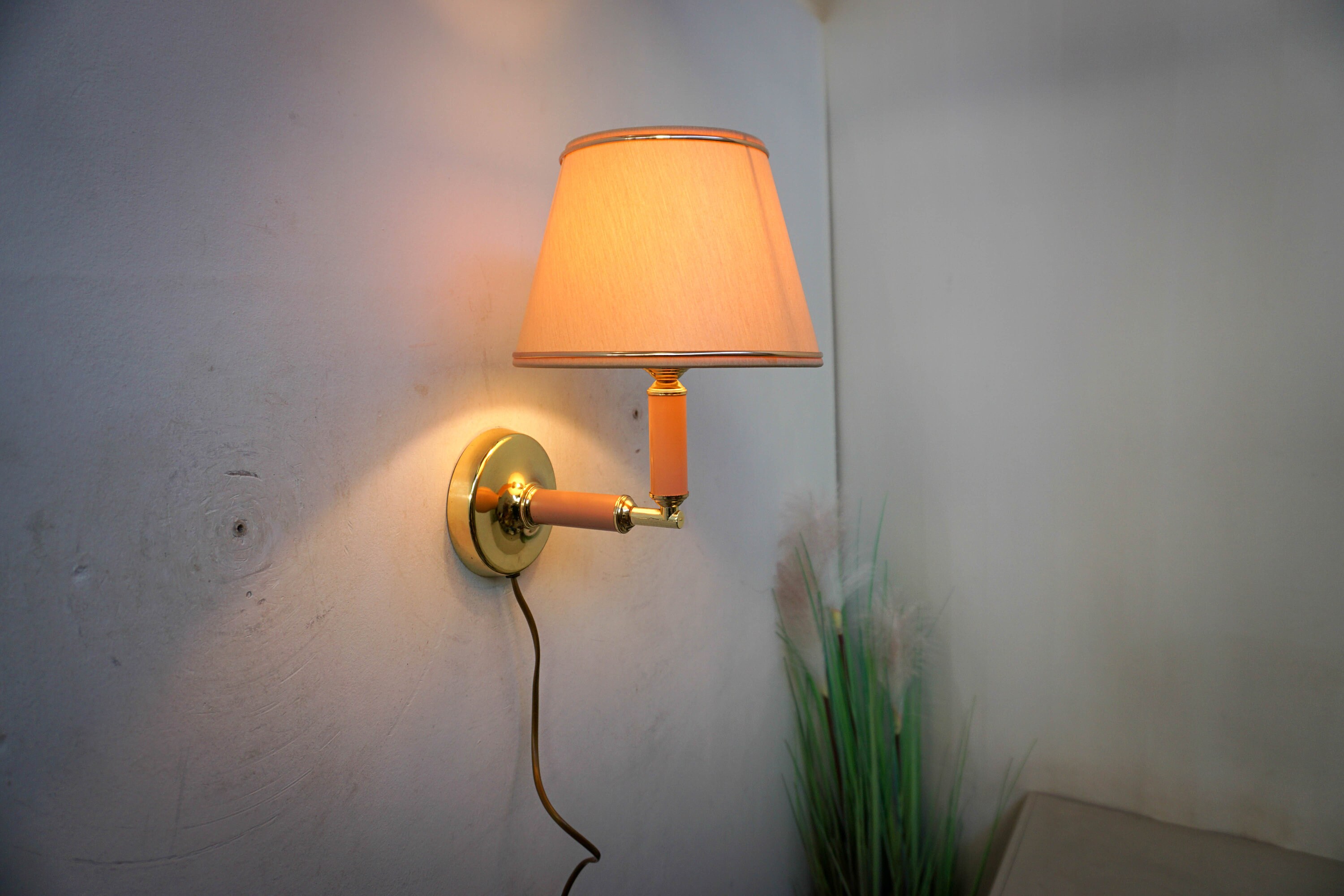 1980s Metal Wall Mounted Arm Lamp, Dutch Modern Lighting 