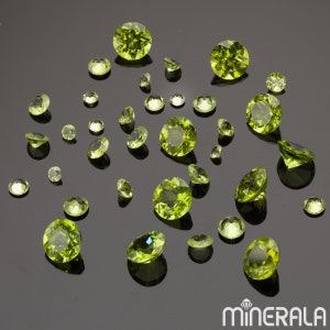 Natural Green Peridot Round Shape Faceted Loose Gemstone 1.3mm-8mm Wholesale Lot WP000B2