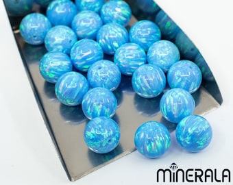 Boule ronde opale créée en laboratoire synthétique bleu ciel, perles en vrac, percées de différentes tailles, lot en gros WP000CC