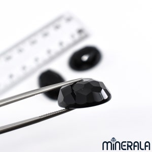 Pierres précieuses d'onyx noir naturel pour décors de forme ovale, coupe de roses en vrac, différentes tailles, lot de gros WP00062 image 6