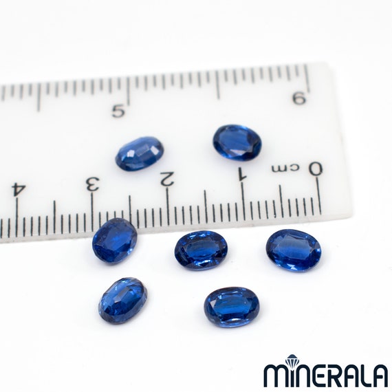 Rare Kyanite Bleue Naturelle Du Népal – 7 X 5 Mm – 0.96 Ct – Pierre Fine Non Traitée