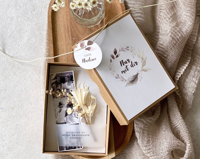 gift box KIM maid of honor small bouquet of dried flowers would you like to be my maid of honor? + trailer + opt. photo strip