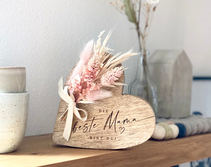 Rustic wooden heart with bouquet of dried flowers NIKA You are the best mom! Mother's Day