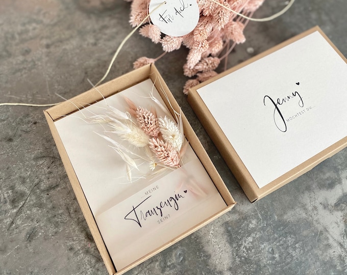 Gift box LEXI maid of honor small bouquet of dried flowers Would you like to be... my maid of honour? Pendant 'For You'