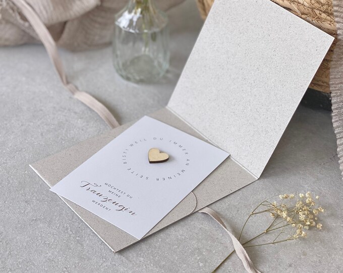 Surprise card LESLIE wooden heart maid of honor dried flowers Would you like to be my maid of honor?