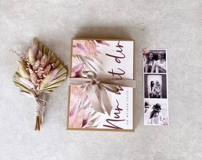 Gift box THANK YOU Maid of Honor DARCIE medium dried flower bouquet with picture strips + cotton ribbon