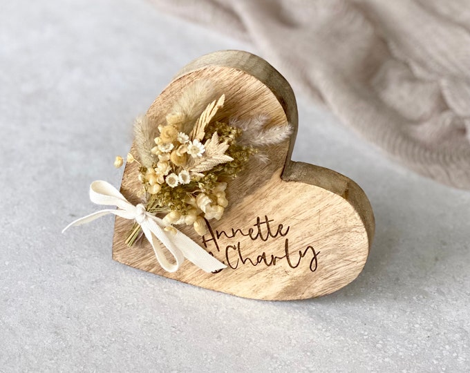 Wooden heart rustic with dried flowers CHLOE couple wedding personalized with names