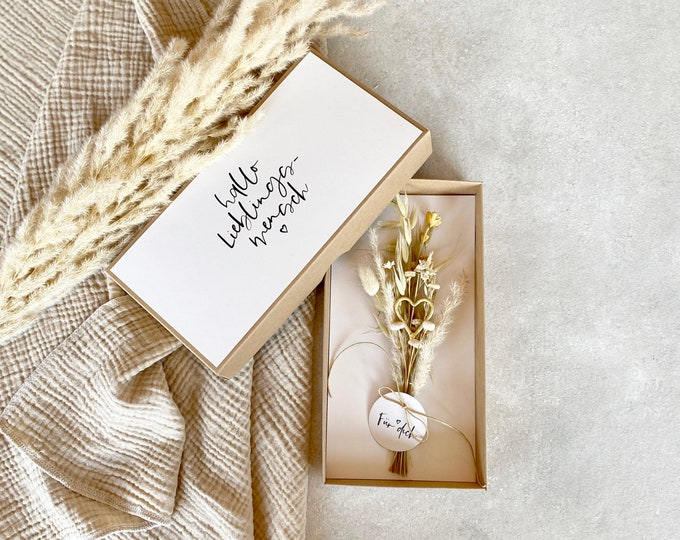 Gift box ALVA hello favorite person sparkler heart gold dry flower bouquet + pendant 'For you'
