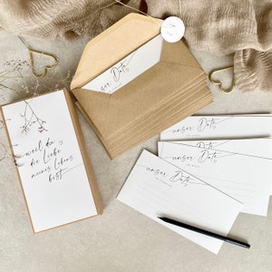 Box NIKA Weil du die Liebe meines Lebens bist - 12 Karten für 12 Dates für Paare + 12 Briefumschläge - personalisierter Anhänger