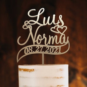 Custom cake topper, Wedding cake topper, Personalized Wedding Cake Topper with date and heart, Gold Cake Topper, Mr and Mrs Cake Topper