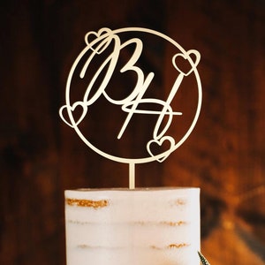 Adorno para tarta de bodas personalizado, adorno para tarta rústica con la letra B inicial, adorno para tarta con forma de corazón, adorno para tarta personalizado con el nombre de la señora y el señor, adorno para tarta de aniversario