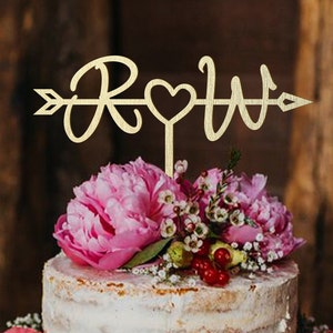 Personalisierte Hochzeitstorte Topper: Birkenholz, Rustikal Mr & Mrs