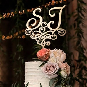 Topper de pastel J, topper de pastel de boda, topper de pastel personalizado para boda, topper de pastel de oro, topper de pastel rústico Mr y Mrs, pastel de aniversario