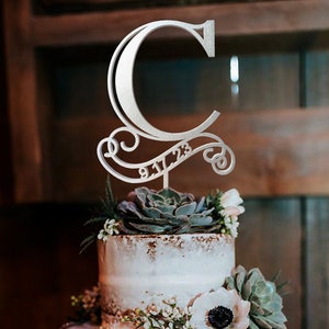 C Cake Topper, Toppers de pastel de boda, topper de pastel de boda con monograma, personalizado, topper de pastel con iniciales personalizadas, topper de pastel rústico Mr y Mrs