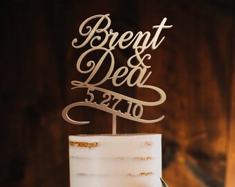 Topper de pastel de boda personalizado con fecha, topper de pastel de boda rústico topper de pastel de guión de parejas personalizadas para bodas, topper de pastel rústico