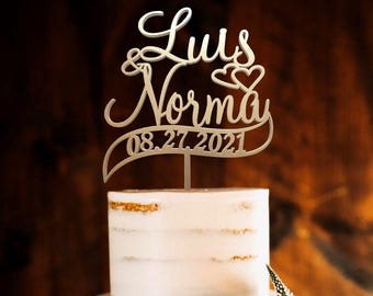 Topper per torta nuziale personalizzato con calligrafia "Mr and Mrs", topper per torta nuziale personalizzato con cognome in oro, topper per torta nuziale rustico