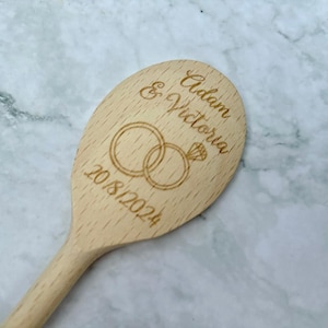 Cadeau de mariage personnalisé Mr & Mrs gravé 30 cm 12 pouces cuillère en bois