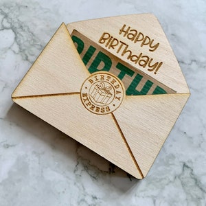 Personalisierter Geburtstagsgeschenkkartenhalter: Holzumschlag