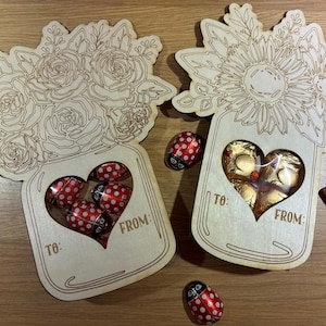 Regalo di Pasqua in legno inciso personalizzato, regalo per la festa della mamma, barattolo di vetro, vaso di fiori, rose, girasoli per contenere cioccolatini/dolci/semi
