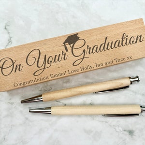 Coffret cadeau stylo et crayon de remise des diplômes personnalisés