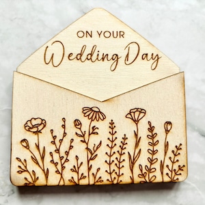 Tarjetero de boda personalizado con grabado floral, vale de boda, vale de dinero
