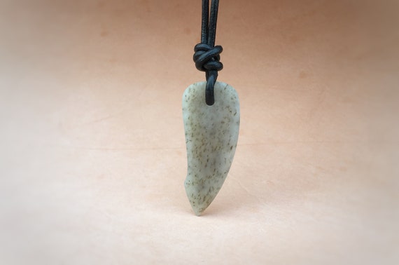 Jade amulet!  Stone pendant, Siberian Jade