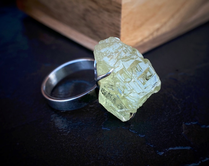 Heliodor crystal ring, Natural Heliodor Stone