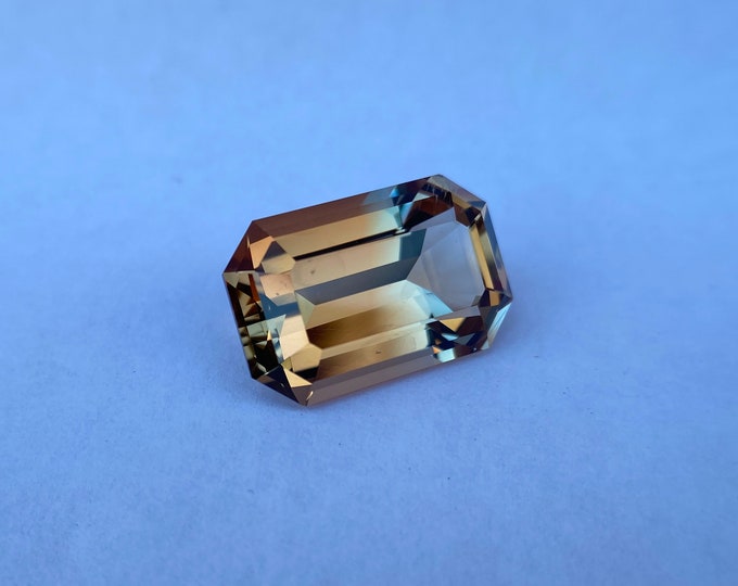 Bicolor topaz, Rare stone