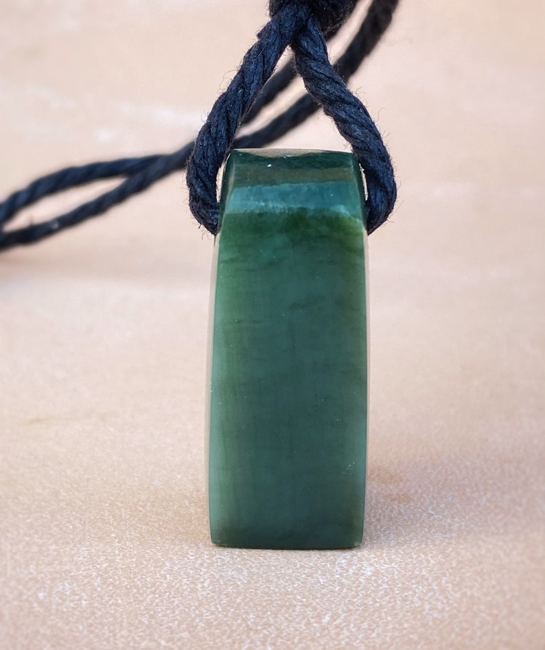 Strongest Item Pendant jade Cat/'s Eye Jade Amulet Pendant