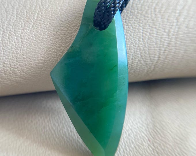 Jade Amulet, Siberian stone