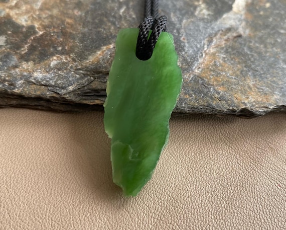 Nephrite pendant, Handmade Healing Crystal Jewelry – Protection Talisman