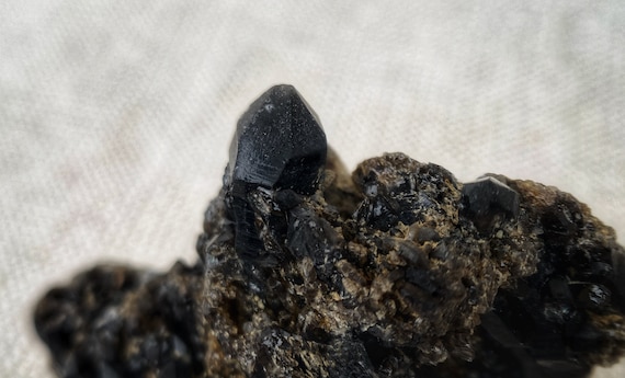 Morion, Black quartz crystals on the matrix